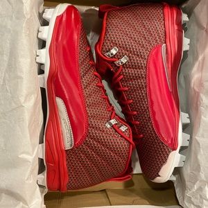 Mens Jordan Retro Cleats 